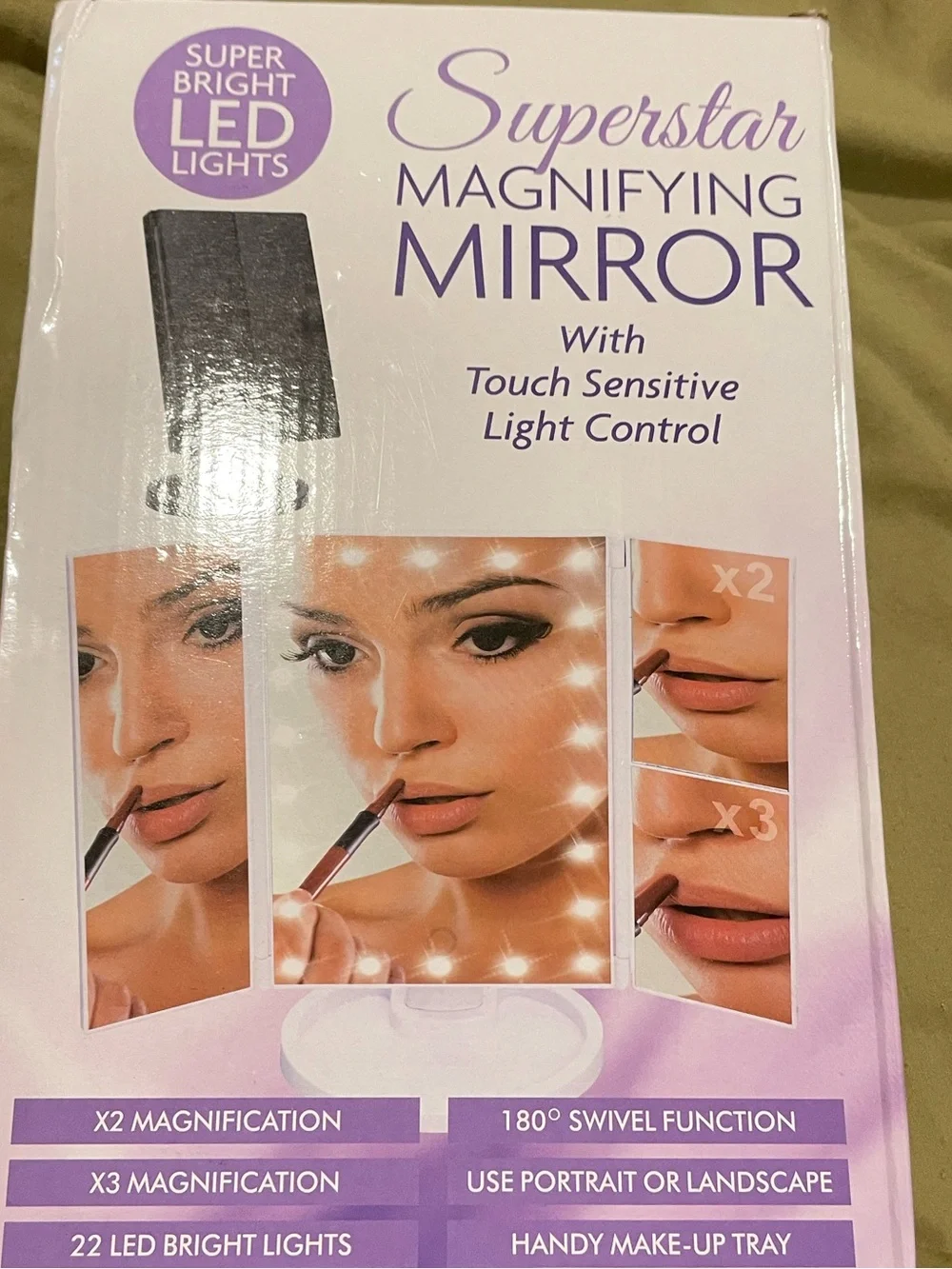 N/A magnifying mirror